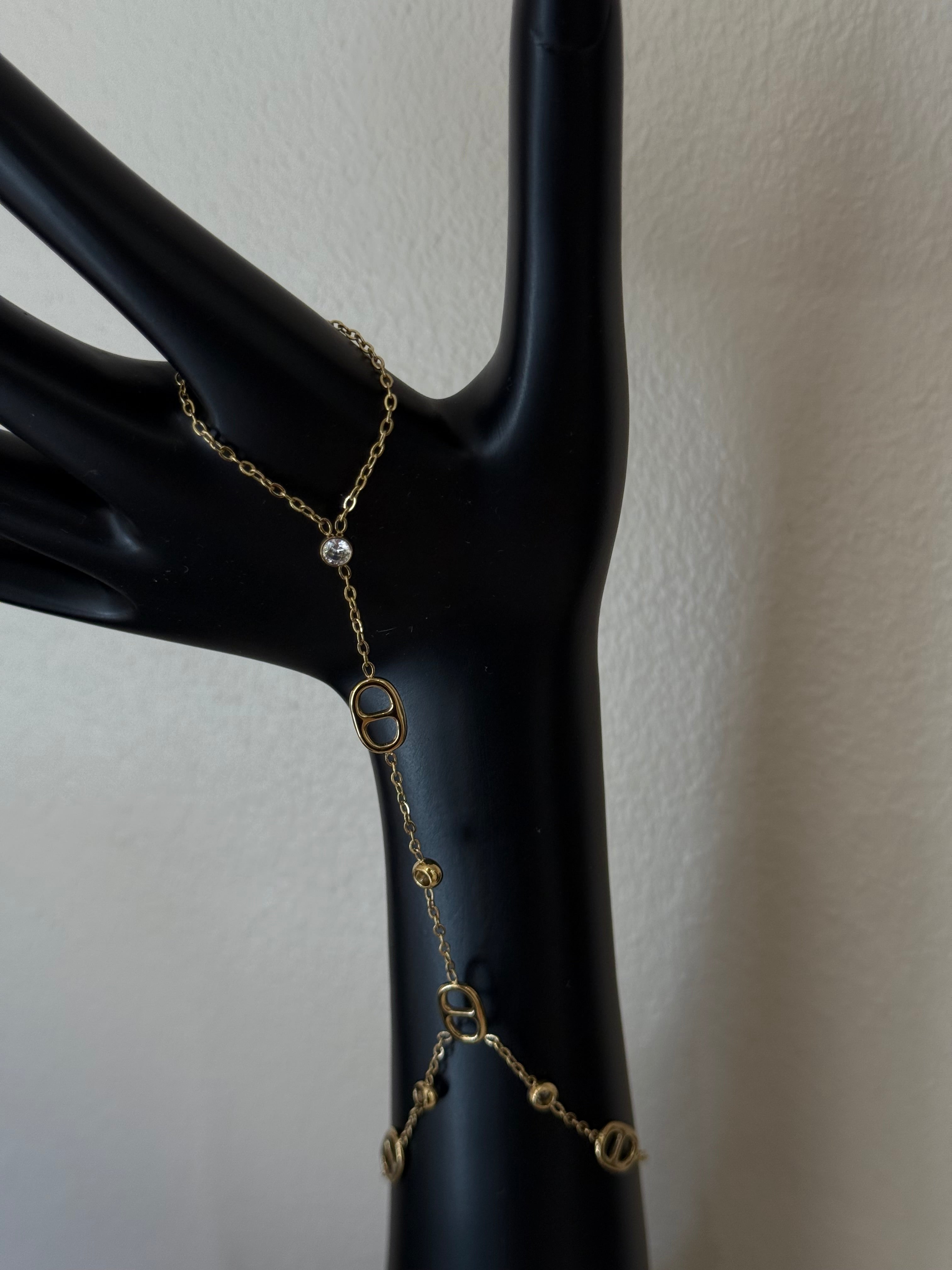 Chaîne main pierre Maille