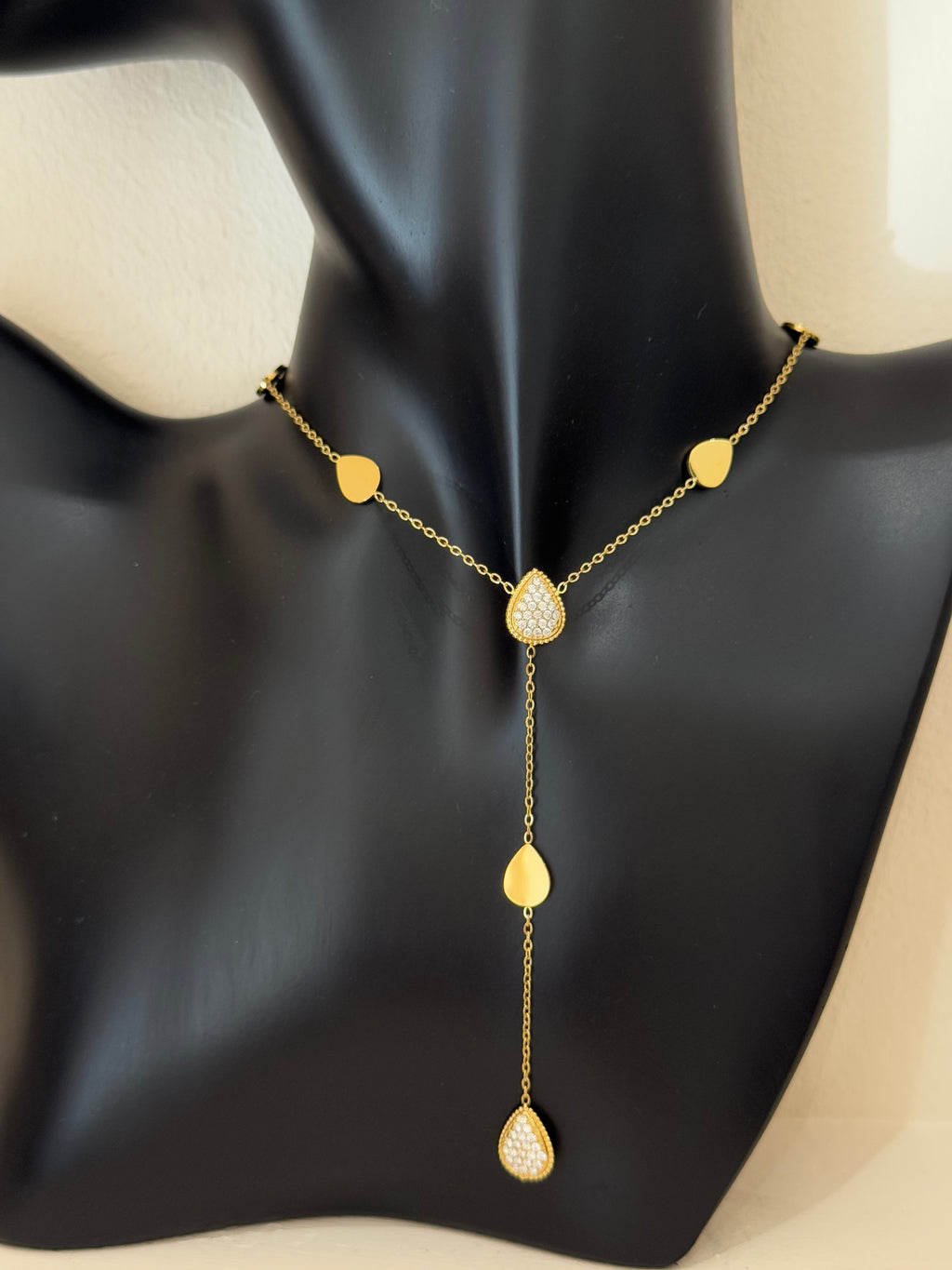 Collier Pendentif Goutte Doré