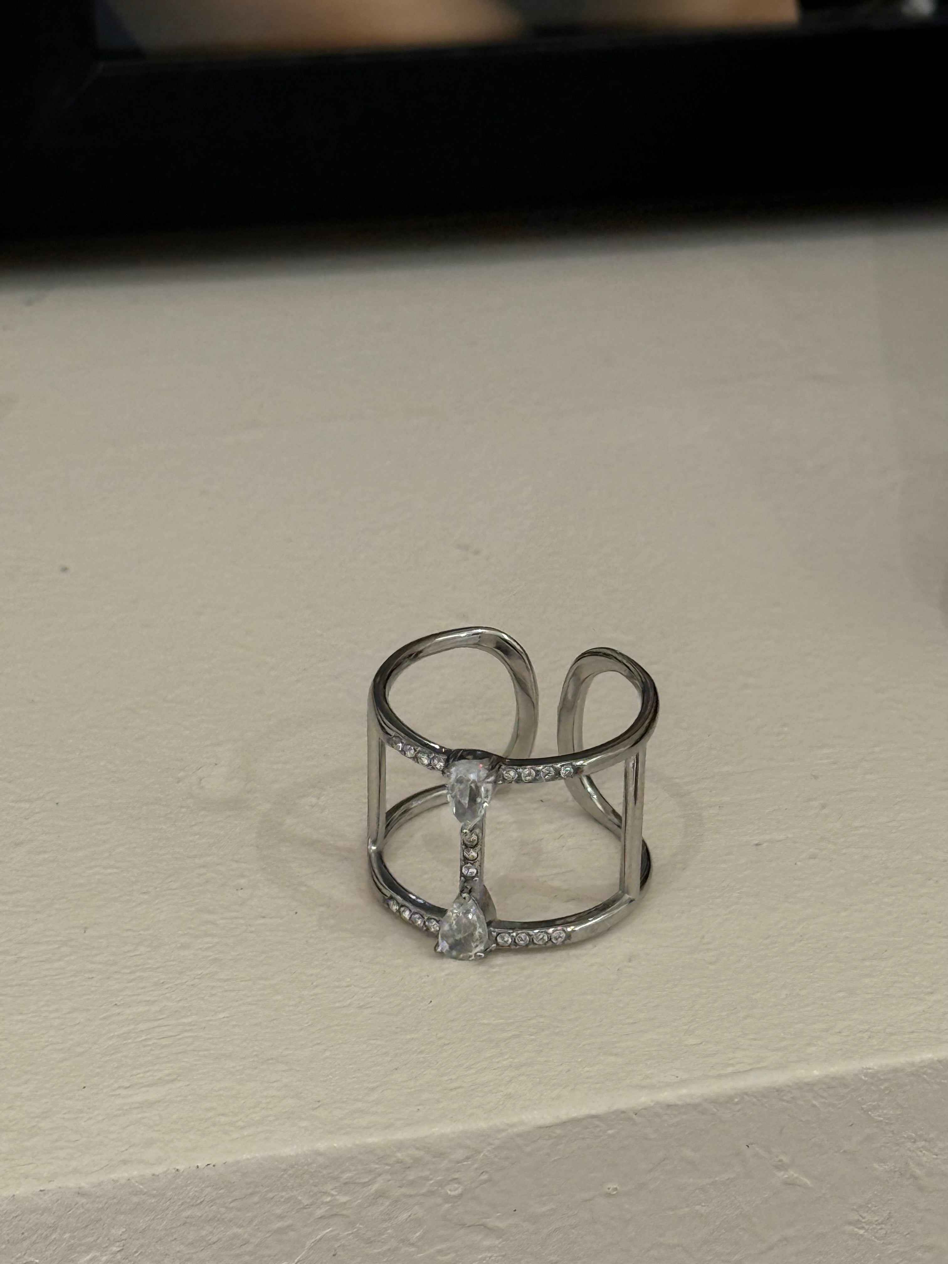 Bague fine Doré 2 Zircons