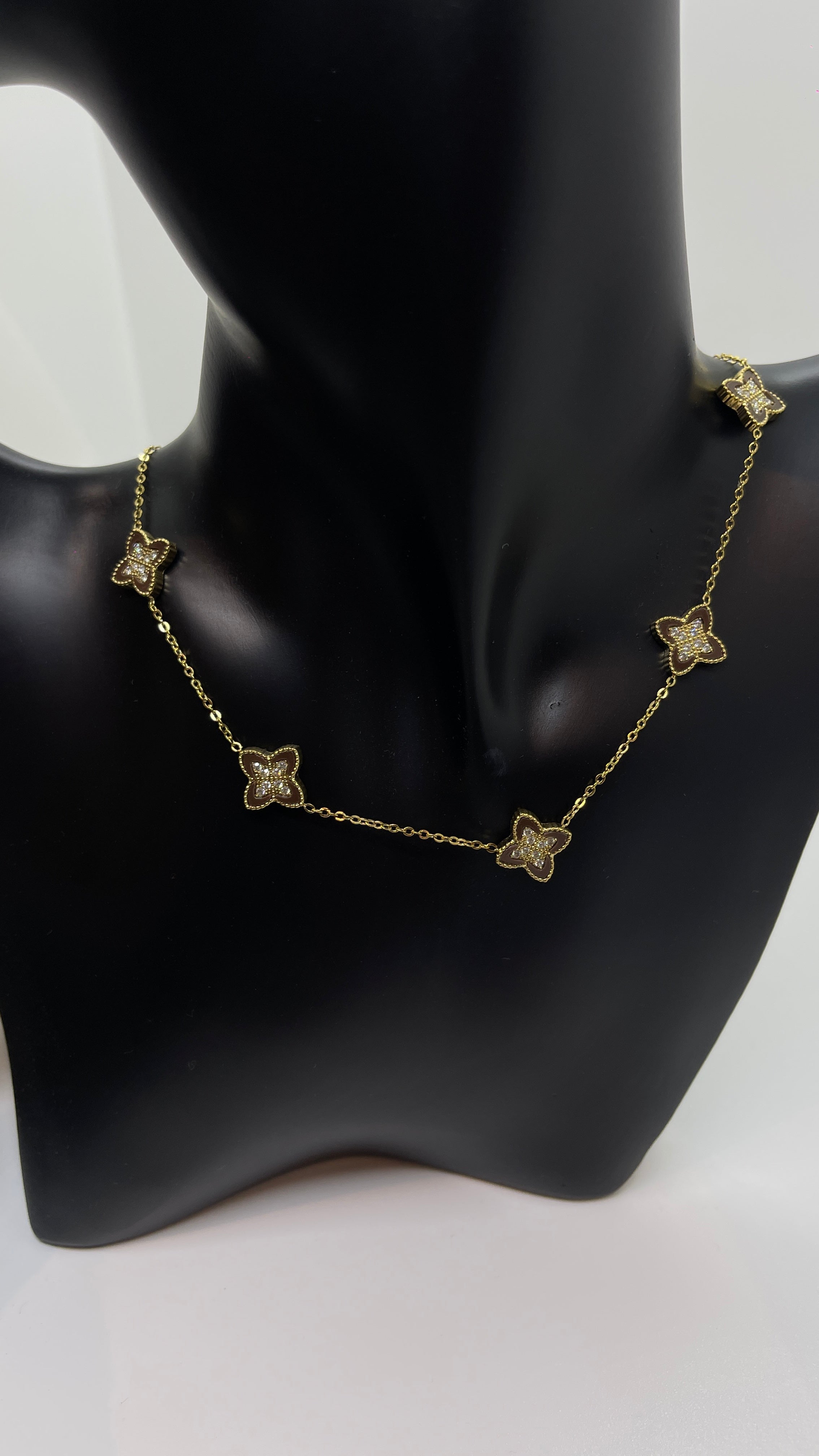 Collier trèfle- Doré Marron